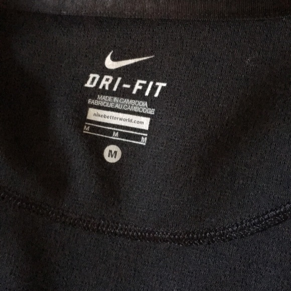 Nike Dri-Fit cropped sweater - Picture 6 of 6